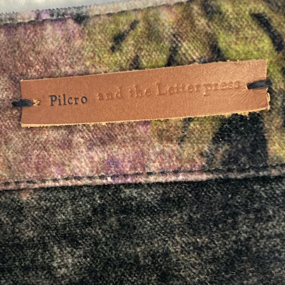 Anthropologie Pilcro Velvet Floral Jeans Pants Size 28 - Picture 6 of 7